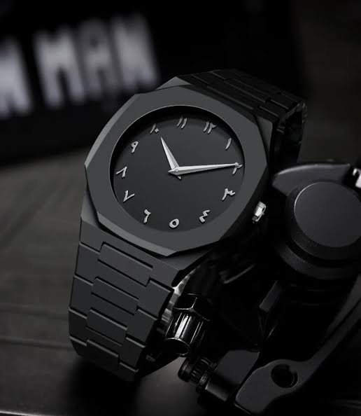 Black Aura Arabic watch